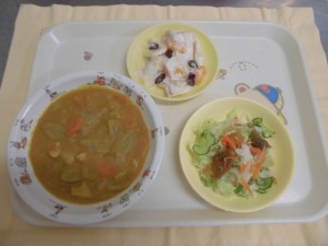 根菜和風カレー・福神あえ ≪おやつ≫　ヨーグルトあえ