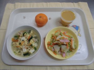 タンホータン・白菜サラダ・みかん ≪おやつ≫　カラメルプリン