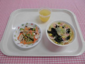 しょうゆラーメン・ささみのあえもの ≪おやつ≫　りんごゼリー