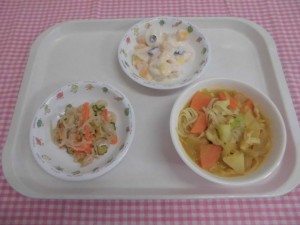 カレーうどん・切干大根のあえもの ≪おやつ≫　ヨーグルトあえ